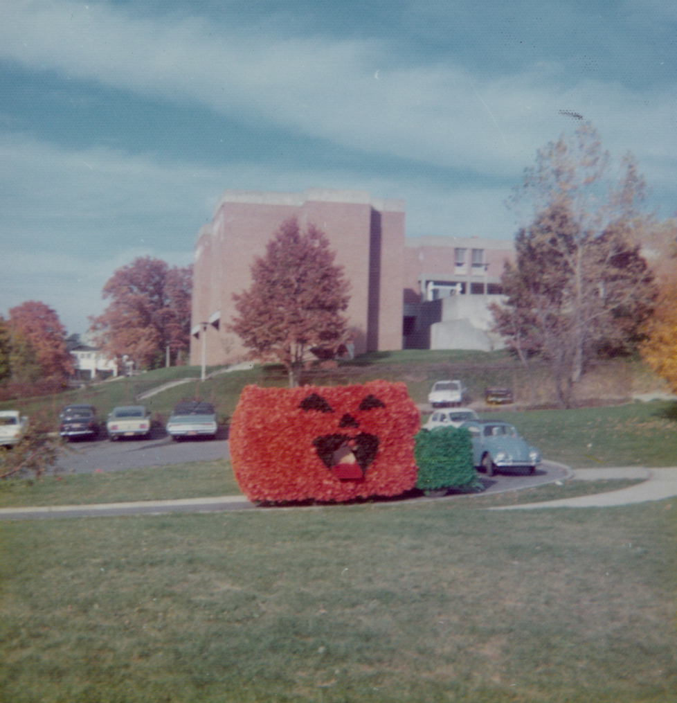 1970 Halloween float